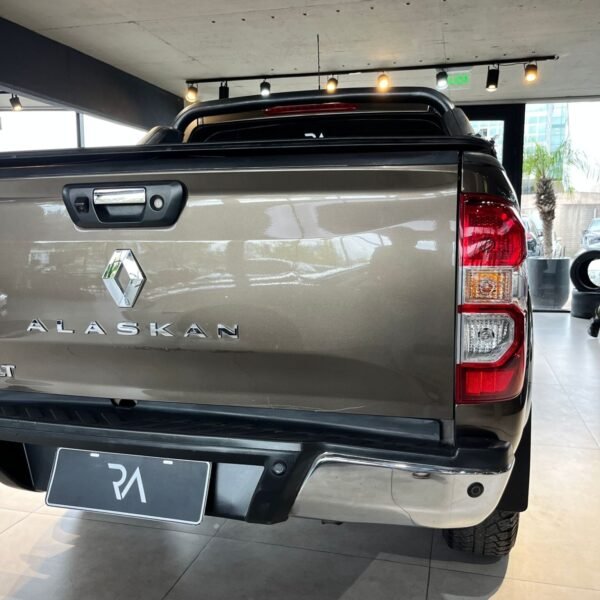 RENAULT ALASKAN 2.3 BIT 16V ICONIC MT 4×4 - Imagen 5