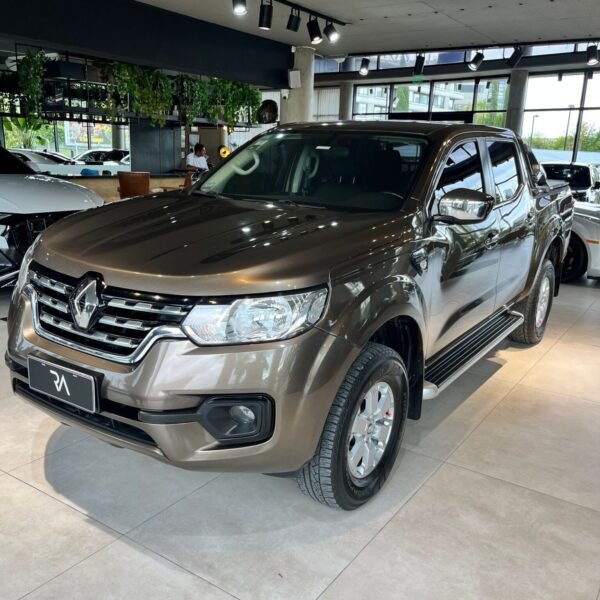 RENAULT ALASKAN 2.3 BIT 16V ICONIC MT 4×4 - Imagen 3
