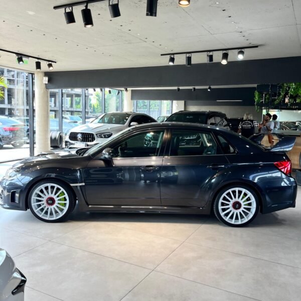 SUBARU IMPREZA 2.5 SEDAN WRX-265 265CV MT - Imagen 4