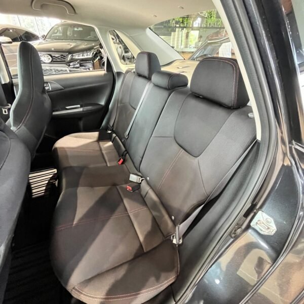 SUBARU IMPREZA 2.5 SEDAN WRX-265 265CV MT - Imagen 16