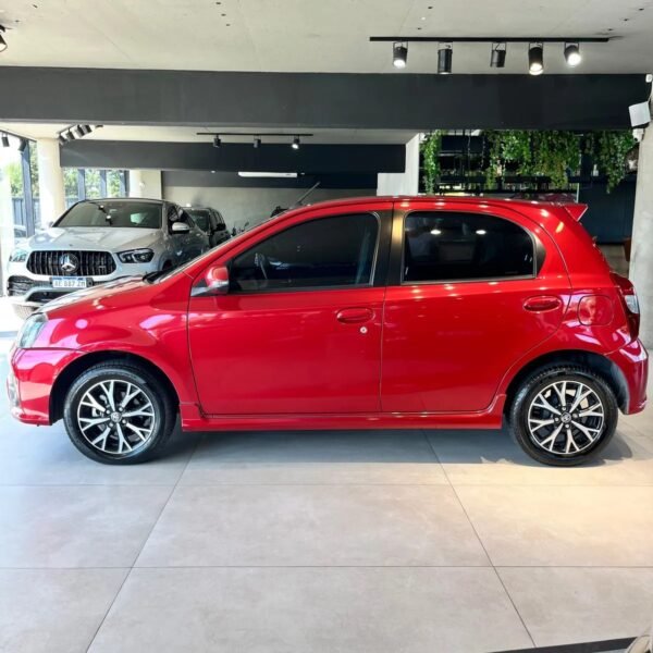 TOYOTA ETIOS 1.5 XLS AT - Imagen 5