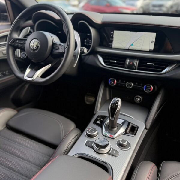 ALFA ROMEO STELVIO 2.0 280CV AT Q4 VELOCE - Imagen 13