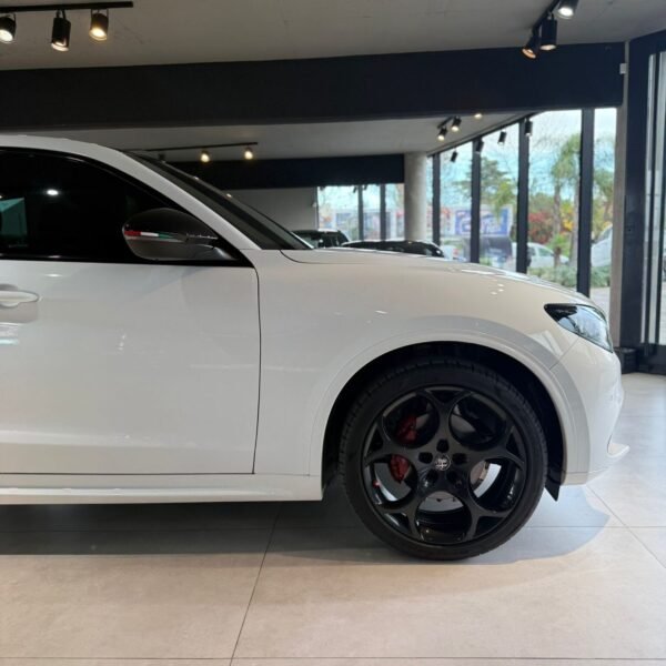 ALFA ROMEO STELVIO 2.0 280CV AT Q4 VELOCE - Imagen 10