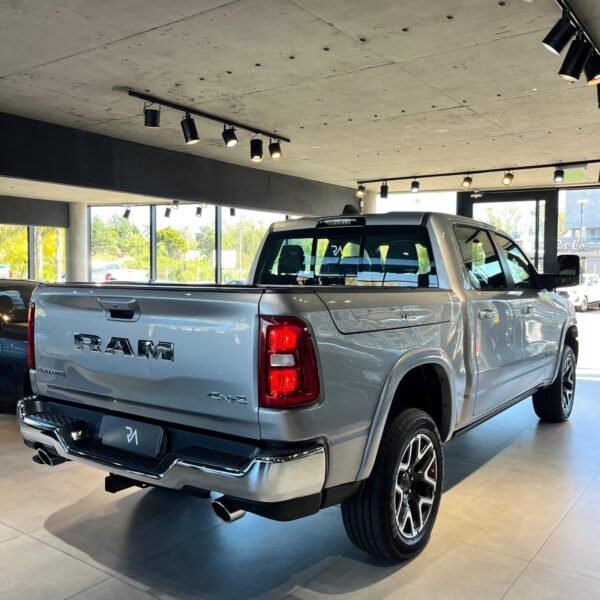 RAM 1500 3.0 LARAMIE 4X4 AT8 - Imagen 5