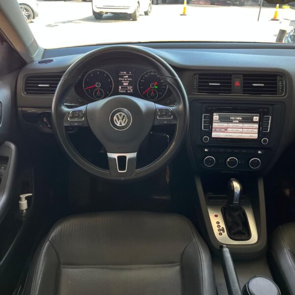 VOLKSWAGEN VENTO 2.5 LUXURY 170CV TIPTRONIC - Imagen 12
