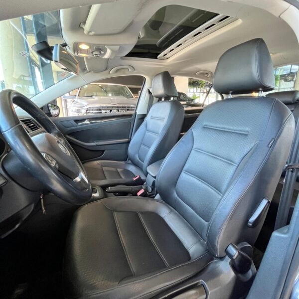 VOLKSWAGEN VENTO 2.5 LUXURY 170CV TIPTRONIC - Imagen 14