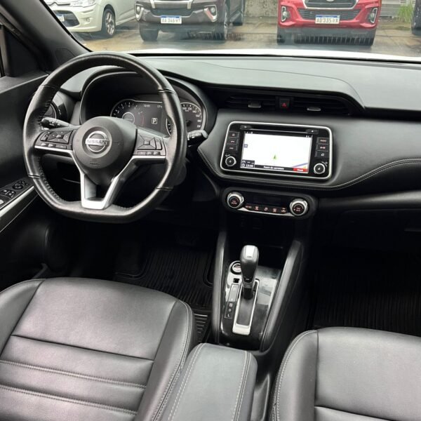 NISSAN KICKS 1.6 EXCLUSIVE BITONO CVT - Imagen 16