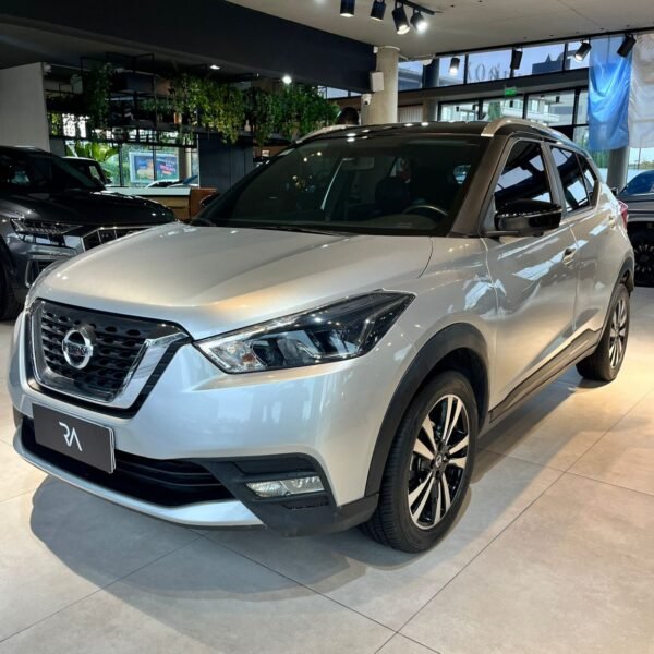 NISSAN KICKS 1.6 EXCLUSIVE BITONO CVT - Imagen 2