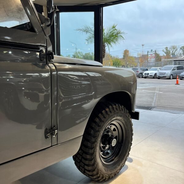 LAND ROVER DEFENDER CORTO - Imagen 12