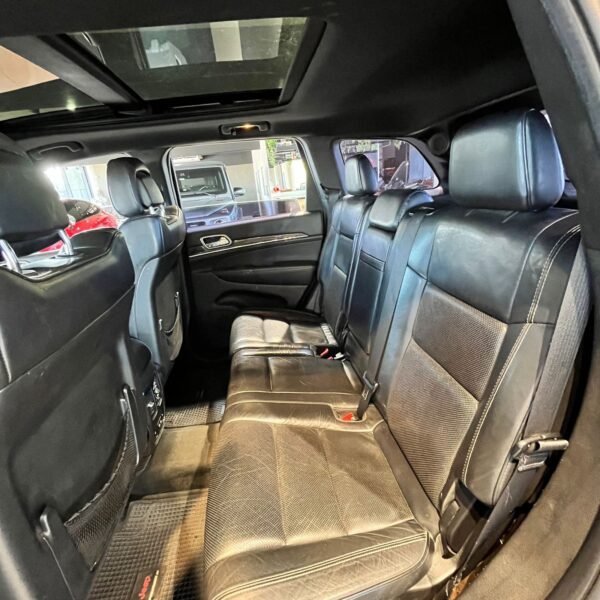 JEEP GRAND CHEROKEE 3.6 OVERLAND 286HP AT - Imagen 9