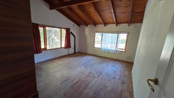 AMPLIA CASA EN ESQUEL, CHUBUT - Imagen 20