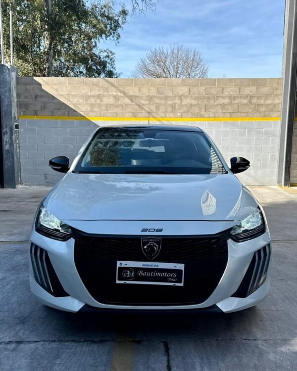 PEUGEOT 208 ALLURE PACK 1.6 – MODELO 2025 - Imagen 5