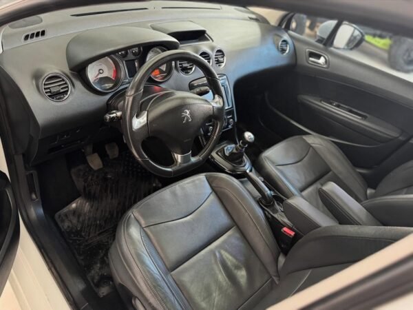 PEUGEOT 408 FELINE HDI - Imagen 9