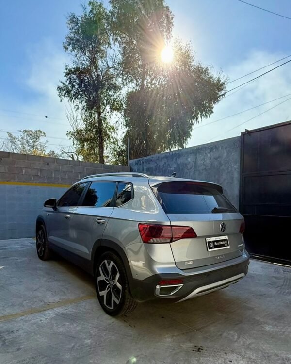 VOLKSWAGEN TAOS HIGHLINE 250 TSI AT | 2024 - Imagen 2