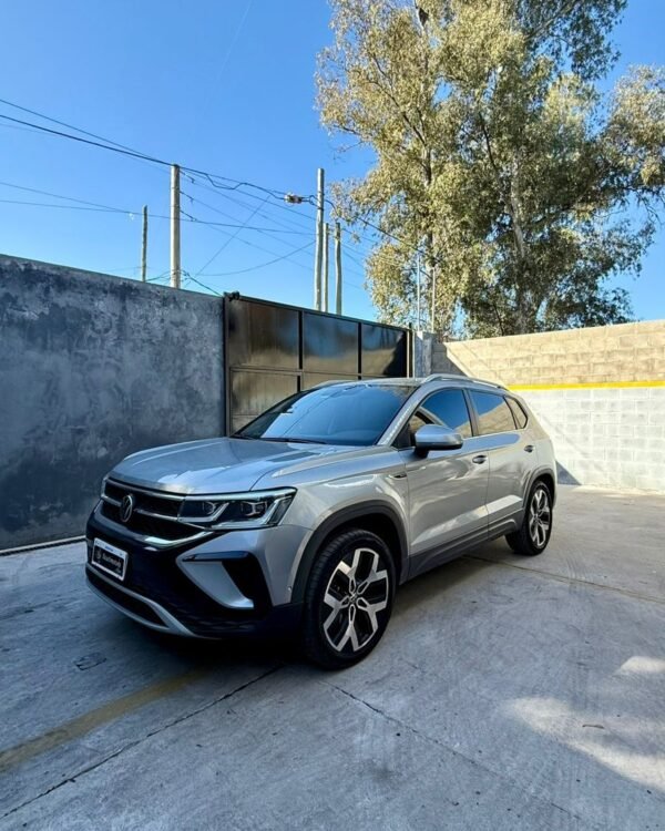 VOLKSWAGEN TAOS HIGHLINE 250 TSI AT | 2024 - Imagen 4