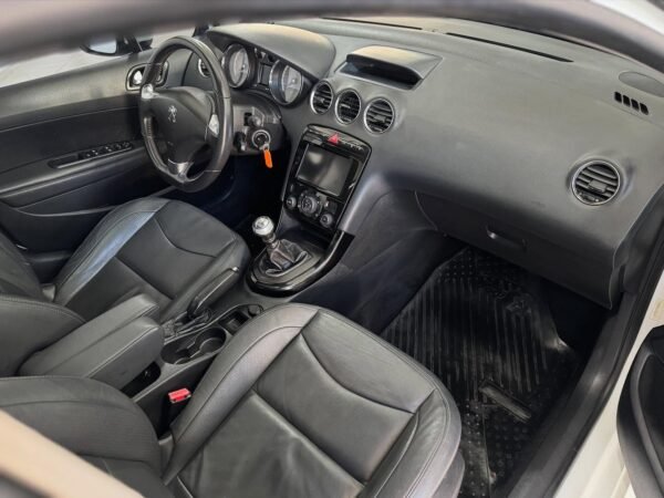 PEUGEOT 408 FELINE HDI - Imagen 10