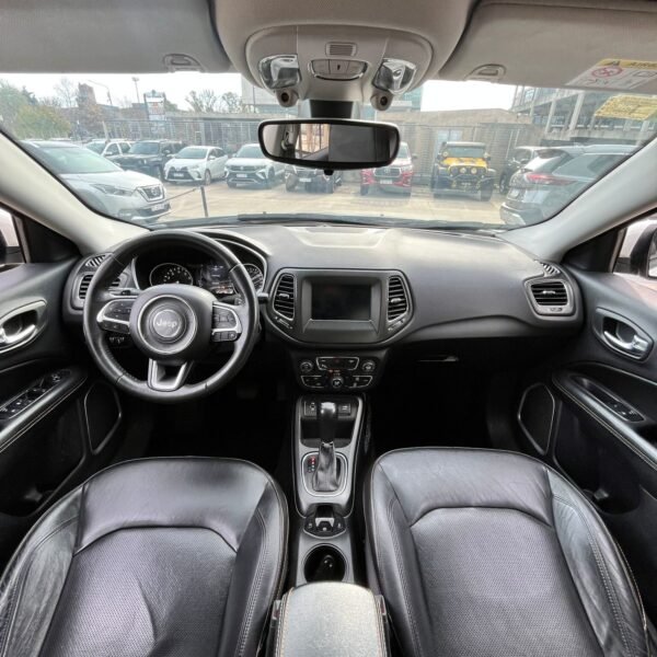 JEEP COMPASS 2.4 LONGITUDE - Imagen 13