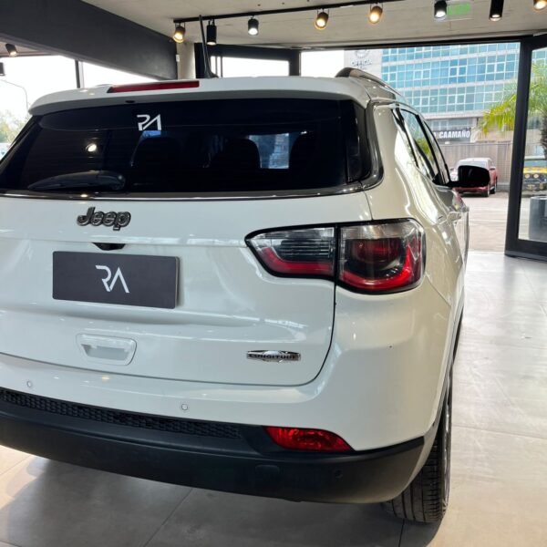 JEEP COMPASS 2.4 LONGITUDE - Imagen 11