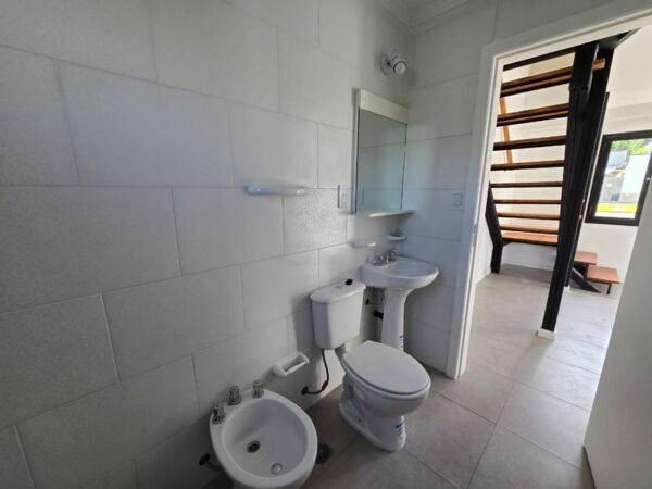 DEPARTAMENTO DE 2 DORMITORIOS C/PATIO EN Bº BUENOS AIRES, ESQUEL, CHUBUT - Imagen 8