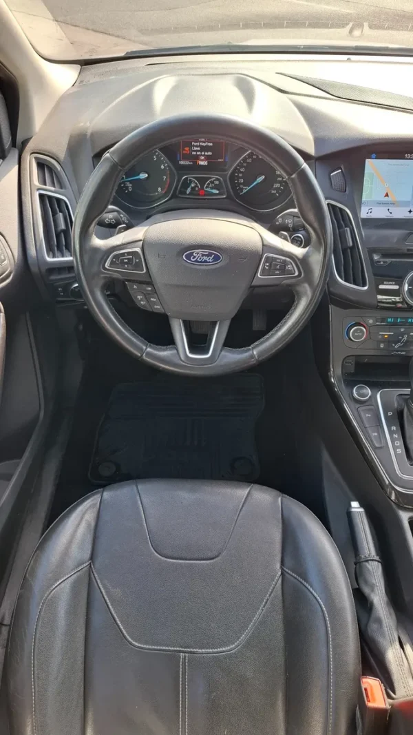 Ford Focus III 2.0 Sedan Titanium At6 - Imagen 11