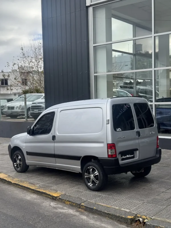 Citroën Berlingo Furgon 1.6 Hdi 92 Bussines - Imagen 10