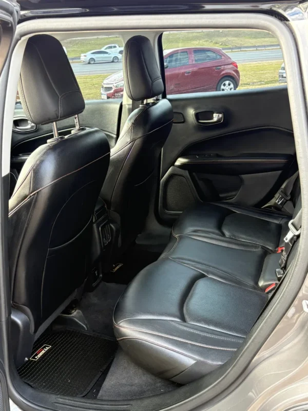 Jeep Compass 2.4 Limited - Imagen 11