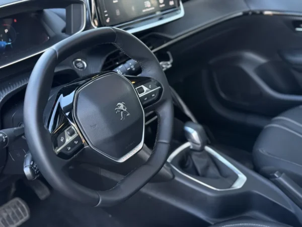 Peugeot 208 1.6 Feline Tiptronic - Imagen 17