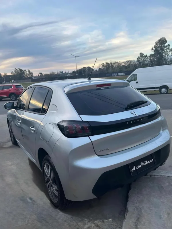 Peugeot 208 1.6 Allure Tiptronic - Imagen 5