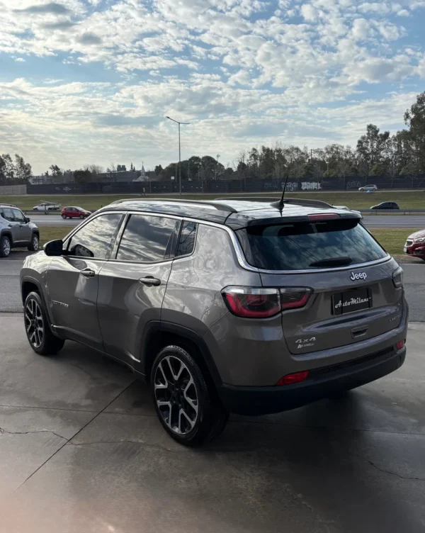 Jeep Compass 2.4 Limited - Imagen 8