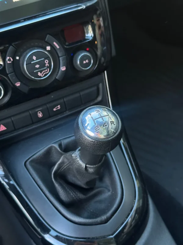 Peugeot 308 1.6 Allure - Imagen 21