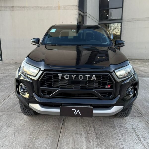 TOYOTA HILUX PICK-UP 2.8 CD GR-SPORT 224CV 4X4 AT - Imagen 3