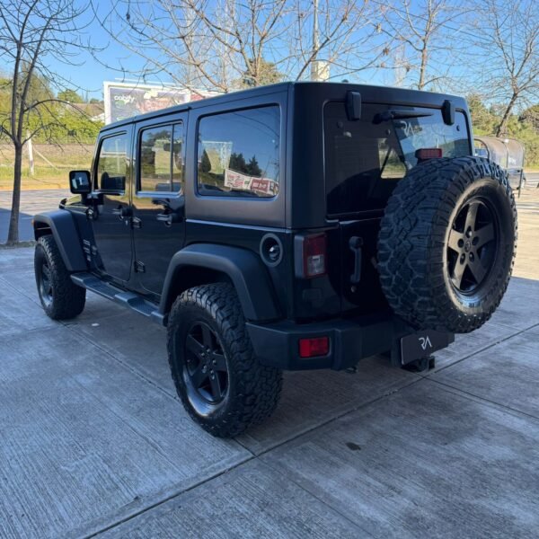 JEEP WRANGLER 3.6 SPORT 284HP MTX - Imagen 9