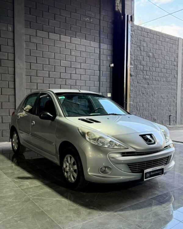 Peugeot 207 Compact XS 5P – 2012