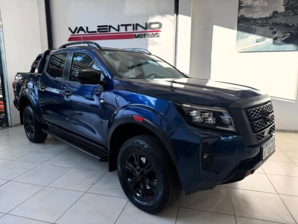 NISSAN FRONTIER PRO-4X