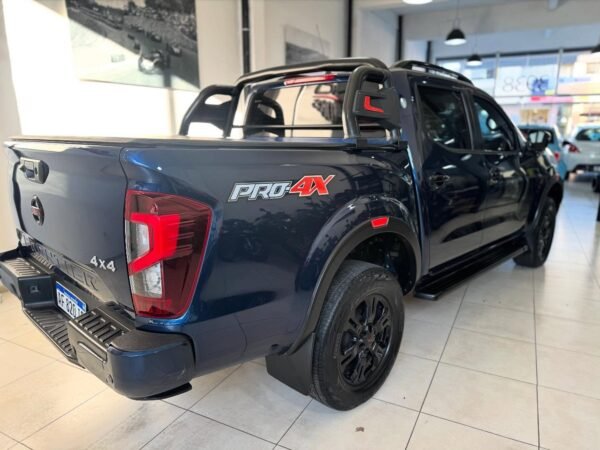 NISSAN FRONTIER PRO-4X - Imagen 6