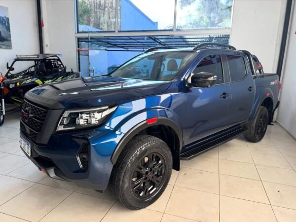 NISSAN FRONTIER PRO-4X - Imagen 3