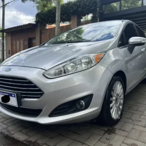 Ford Fiesta Kinetic 1.6 Titanium 120cv