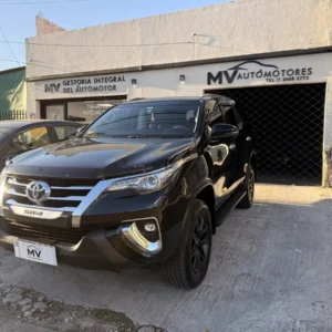 Toyota SW4 2.8 Srx 177cv 4x4 7as At