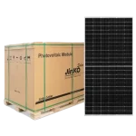 Los paneles de Jinko Solar serie Tiger Neo 60 son paneles de la última generación de la industria, hechos con las tecnologías innovadores de Topcon (Semiconductores Tipo-N) que reúnen las siguientes ventajas :  Resistente al fenómeno de PID, Garantía de potencia linear de 30 años, Generación de potencia ultra alta/Eficacia ultra alta, Fiabilidad mejorada, LID / LETID inferior, Alta compatibilidad, Coeficiente de temperatura optimizado, Temperatura de funcionamiento más baja, Degradación minimizada….,etc. Además, son capaces de generar una gran potencia en un tamaño reducido y diseño compacto y ligero, lo que facilita su transporte, instalación y aplicación en escenarios versátiles.